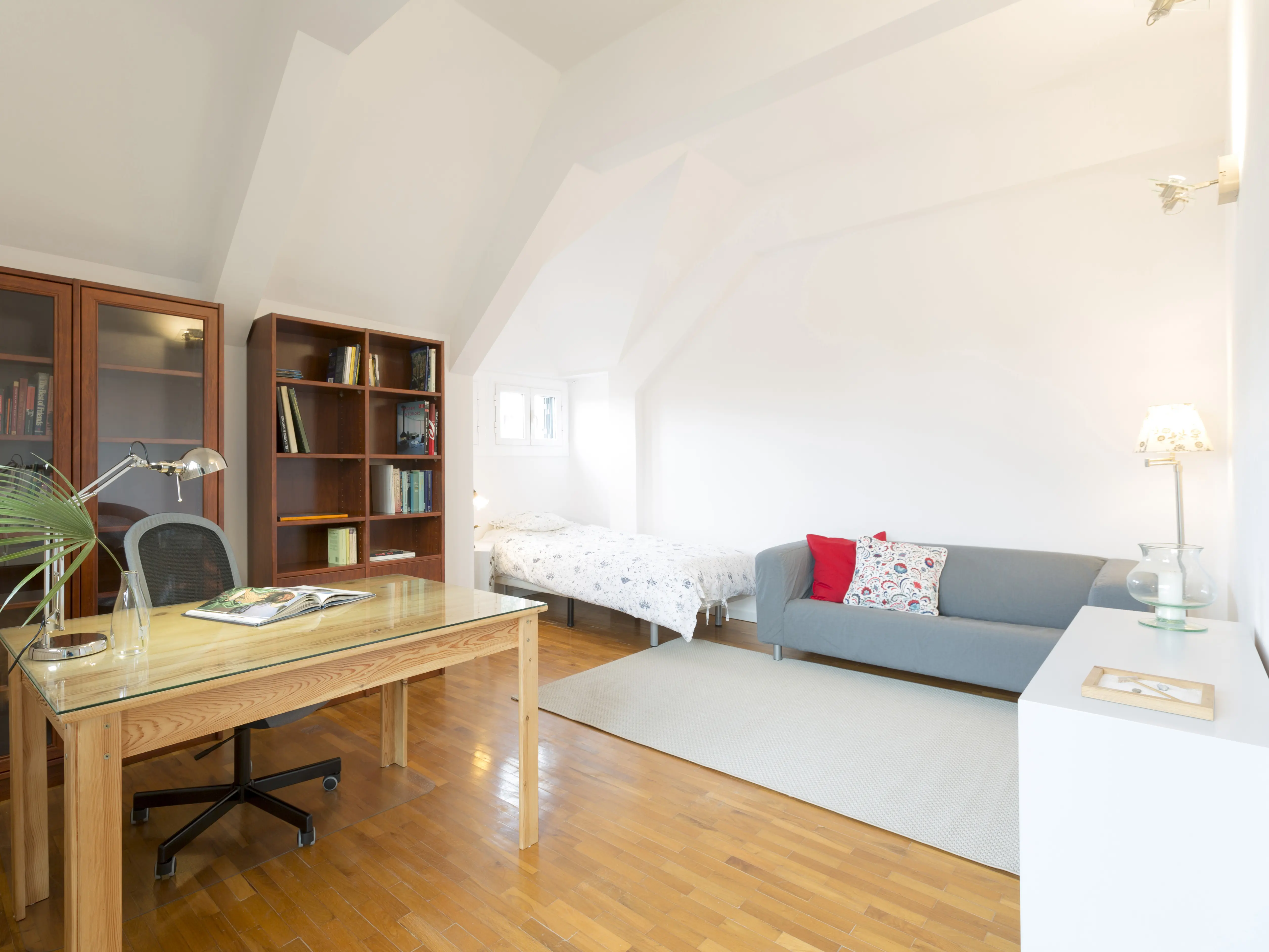 The Panorama, the largest room in the house, with five windows and a long city-facing balcony